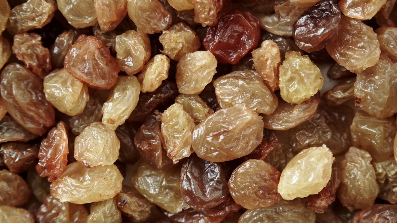 Şifa Kaynağı ile İlgili Bilmek İsteyeceğiniz Her Şey: Kuru Üzümün Faydaları